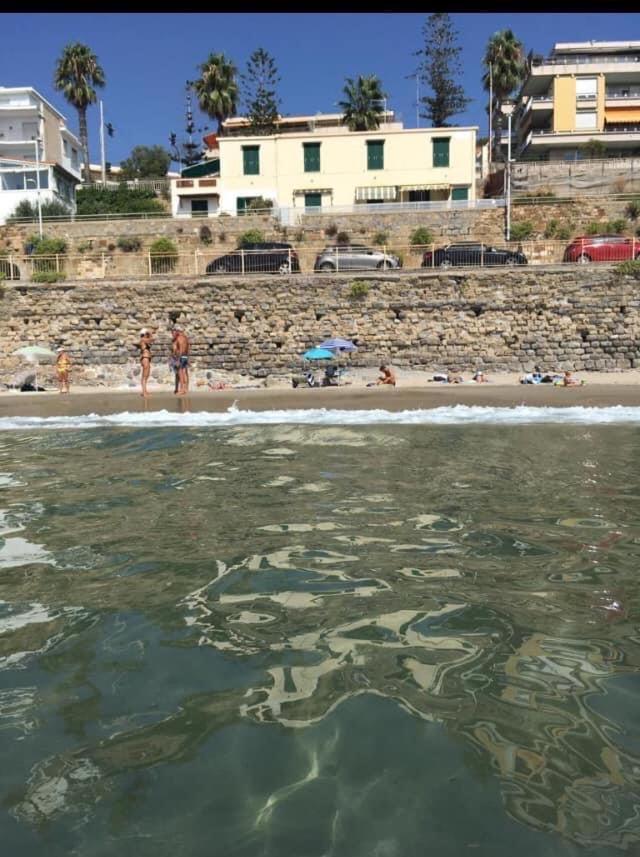 Apartmán Perfect Wave A 10 M Dal Mare Sanremo Exteriér fotografie